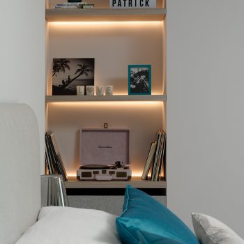 Backlit niche shelves